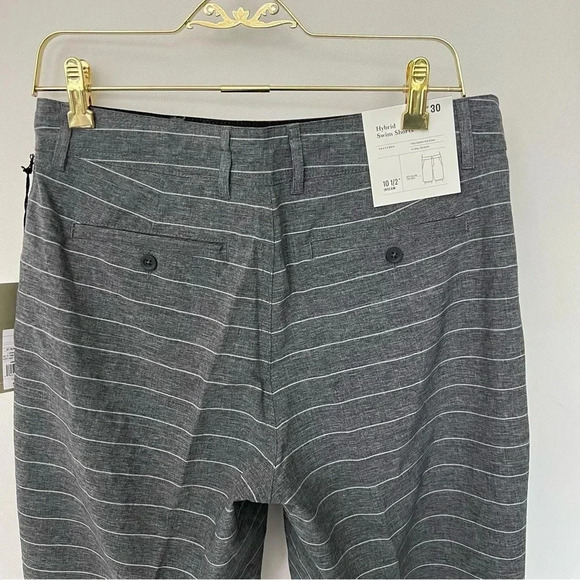 Hybrid Swim Shorts Quick Dry Unlined Size W 30 Gray Striped 10.5" Inseam UPF 50+ - Picture 4 of 7